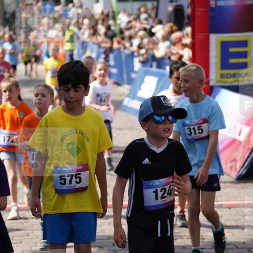 13.06.2025 - Holstenköstenlauf Felixshl http://msf.ph/oto/7923645 13.06.2025 16:07:20 Laufen 53, 170, 172, 197, 298, 312, 315, 323, 579, 589, 688, 847, 863, 865, 1146, 1150, 1808 meine-sportfotos.de