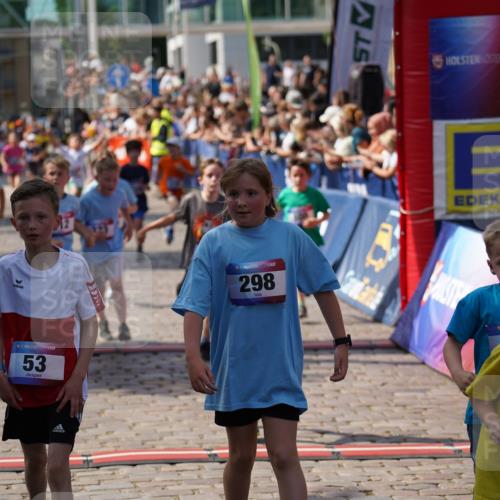 13.06.2025 - Holstenköstenlauf Felixshl http://msf.ph/oto/7923670 13.06.2025 16:07:28 Laufen 53, 108, 174, 193, 298, 300, 312, 323, 579, 688, 848, 953, 1146, 1150, 1286, 1382 meine-sportfotos.de