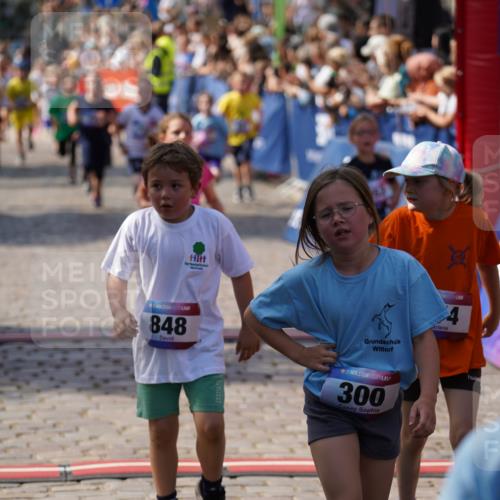 13.06.2025 - Holstenköstenlauf Felixshl http://msf.ph/oto/7923698 13.06.2025 16:07:35 Laufen 173, 174, 196, 301, 593, 595, 596, 601, 703, 842, 848, 953, 1045, 1286, 1313, 1382, 1873 meine-sportfotos.de