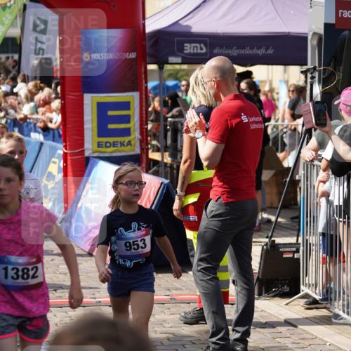 13.06.2025 - Holstenköstenlauf Felixshl http://msf.ph/oto/7923715 13.06.2025 16:07:40 Laufen 173, 196, 297, 301, 593, 595, 596, 601, 703, 842, 853, 959, 974, 1045, 1313, 1412, 1873 meine-sportfotos.de