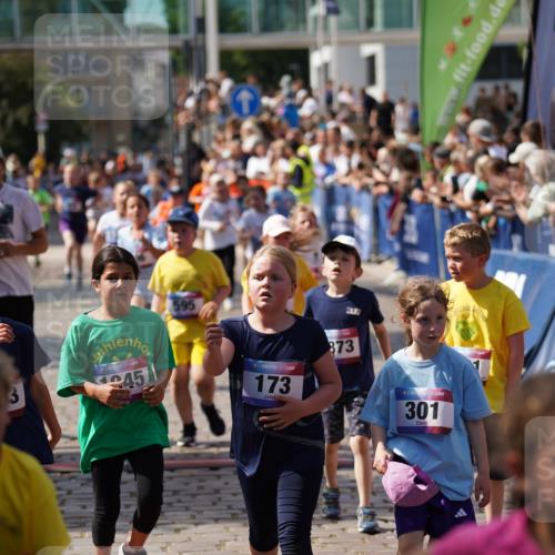 13.06.2025 - Holstenköstenlauf Felixshl http://msf.ph/oto/7923723 13.06.2025 16:07:41 Laufen 173, 175, 196, 297, 301, 439, 458, 593, 595, 596, 601, 703, 842, 853, 959, 974, 1045, 1313, 1412, 1873 meine-sportfotos.de