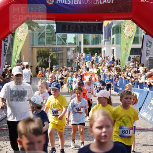 13.06.2025 - Holstenköstenlauf Felixshl http://msf.ph/oto/7923745 13.06.2025 16:07:46 Laufen 18, 175, 196, 204, 297, 432, 439, 458, 580, 595, 596, 842, 853, 955, 959, 974, 1184, 1185, 1301, 1412, 1817 meine-sportfotos.de