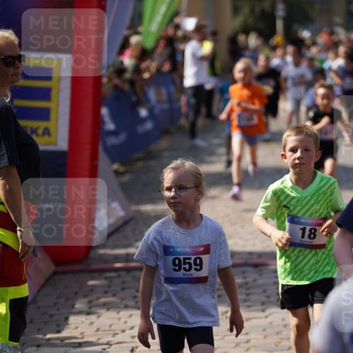 13.06.2025 - Holstenköstenlauf Felixshl http://msf.ph/oto/7923755 13.06.2025 16:07:52 Laufen 18, 175, 204, 297, 304, 325, 432, 439, 442, 456, 458, 461, 464, 580, 581, 584, 588, 687, 706, 838, 846, 857, 955, 959, 1037, 1041, 1183, 1184, 1185, 1187, 1206, 1301, 1817 meine-sportfotos.de