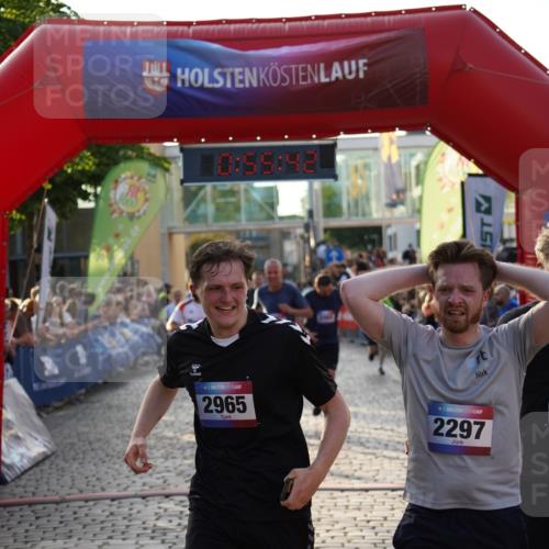 13.06.2025 - Holstenköstenlauf Felixshl http://msf.ph/oto/7923758 13.06.2025 19:55:41 Laufen 2065, 2107, 2297, 2499, 2619, 2965, 2967, 3304, 3657, 3662, 3732 meine-sportfotos.de