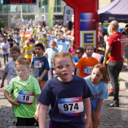 13.06.2025 - Holstenköstenlauf Felixshl http://msf.ph/oto/7923769 13.06.2025 16:07:54 Laufen 18, 52, 204, 304, 325, 432, 442, 456, 461, 464, 580, 581, 584, 588, 687, 706, 838, 846, 857, 955, 1037, 1041, 1183, 1184, 1185, 1187, 1206, 1301, 1817, 1898 meine-sportfotos.de