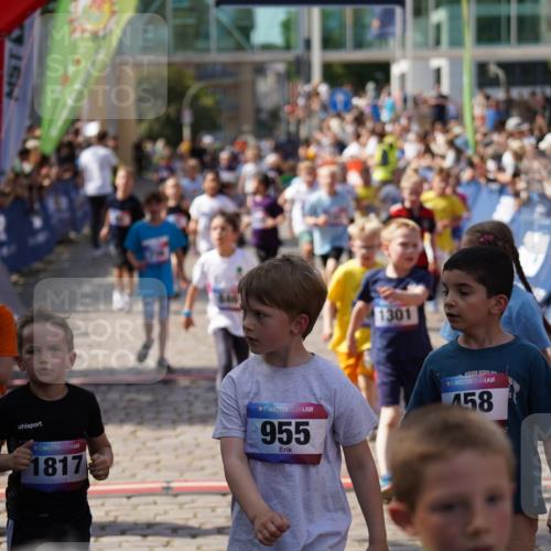 13.06.2025 - Holstenköstenlauf Felixshl http://msf.ph/oto/7923773 13.06.2025 16:07:55 Laufen 52, 204, 304, 325, 432, 442, 456, 461, 464, 580, 581, 584, 588, 687, 706, 838, 846, 857, 1037, 1041, 1183, 1184, 1185, 1187, 1206, 1301, 1817, 1898 meine-sportfotos.de