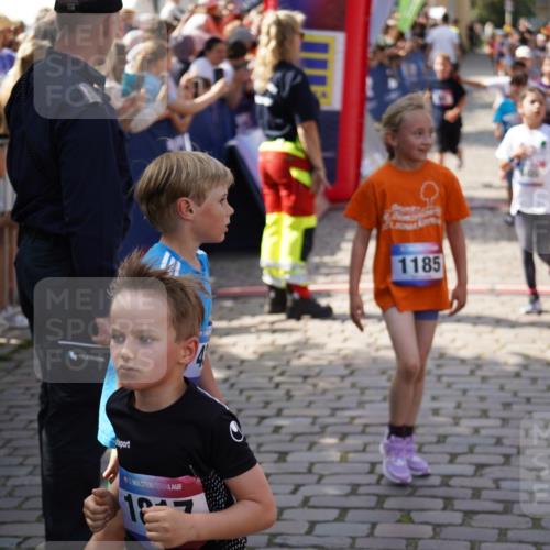 13.06.2025 - Holstenköstenlauf Felixshl http://msf.ph/oto/7923782 13.06.2025 16:07:57 Laufen 52, 304, 325, 432, 441, 442, 456, 461, 464, 580, 581, 584, 588, 687, 706, 838, 846, 857, 966, 1037, 1041, 1183, 1184, 1185, 1187, 1206, 1301, 1817, 1898 meine-sportfotos.de