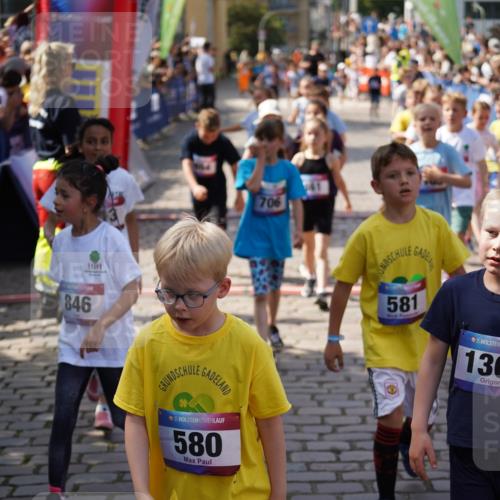 13.06.2025 - Holstenköstenlauf Felixshl http://msf.ph/oto/7923792 13.06.2025 16:08:01 Laufen 52, 209, 212, 288, 304, 325, 435, 441, 453, 456, 461, 464, 581, 584, 588, 687, 701, 838, 857, 966, 1037, 1041, 1183, 1187, 1206, 1304, 1898 meine-sportfotos.de