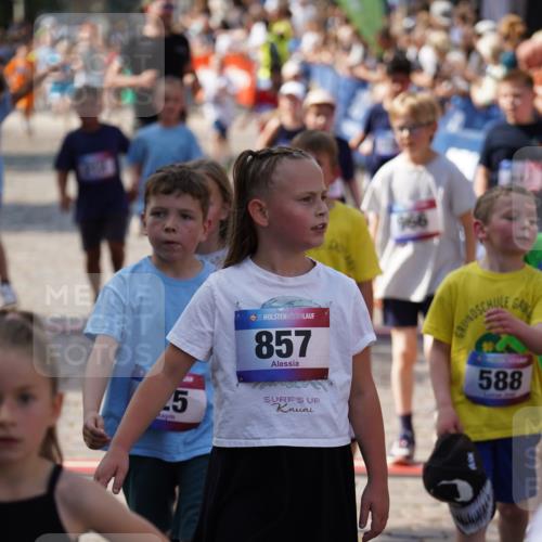 13.06.2025 - Holstenköstenlauf Felixshl http://msf.ph/oto/7923818 13.06.2025 16:08:06 Laufen 52, 209, 212, 288, 435, 441, 448, 453, 700, 701, 862, 966, 976, 1046, 1216, 1304, 1898 meine-sportfotos.de