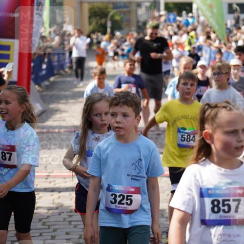 13.06.2025 - Holstenköstenlauf Felixshl http://msf.ph/oto/7923831 13.06.2025 16:08:08 Laufen 209, 212, 288, 322, 435, 441, 448, 453, 468, 700, 701, 862, 966, 976, 1044, 1046, 1148, 1151, 1216, 1304 meine-sportfotos.de