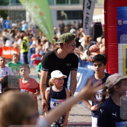 13.06.2025 - Holstenköstenlauf Felixshl http://msf.ph/oto/7923843 13.06.2025 16:08:12 Laufen 317, 322, 435, 448, 454, 468, 683, 700, 701, 862, 976, 1044, 1046, 1148, 1151, 1152, 1216 meine-sportfotos.de