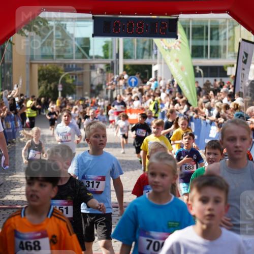 13.06.2025 - Holstenköstenlauf Felixshl http://msf.ph/oto/7923862 13.06.2025 16:08:21 Laufen 7, 191, 317, 454, 578, 582, 683, 695, 854, 956, 967, 1145, 1152, 1204 meine-sportfotos.de