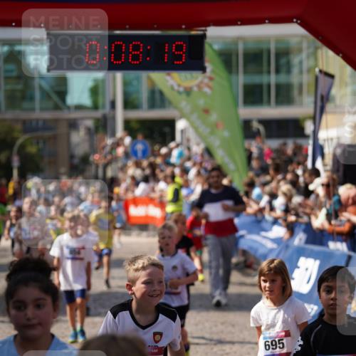 13.06.2025 - Holstenköstenlauf Felixshl http://msf.ph/oto/7923872 13.06.2025 16:08:28 Laufen 289, 433, 446, 450, 469, 597, 695, 854, 856, 967, 1145, 1204, 1209, 1210, 1213, 1302, 1385, 1421 meine-sportfotos.de