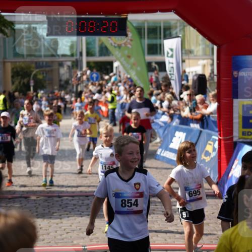 13.06.2025 - Holstenköstenlauf Felixshl http://msf.ph/oto/7923878 13.06.2025 16:08:29 Laufen 289, 433, 446, 450, 469, 597, 695, 854, 856, 967, 1145, 1209, 1210, 1213, 1302, 1385, 1421 meine-sportfotos.de