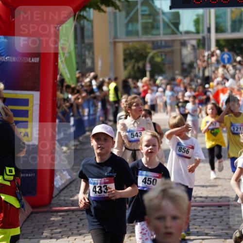 13.06.2025 - Holstenköstenlauf Felixshl http://msf.ph/oto/7923888 13.06.2025 16:08:32 Laufen 289, 295, 433, 446, 450, 469, 597, 856, 1145, 1209, 1210, 1213, 1302, 1385, 1421, 1806 meine-sportfotos.de