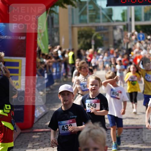 13.06.2025 - Holstenköstenlauf Felixshl http://msf.ph/oto/7923890 13.06.2025 16:08:32 Laufen 289, 295, 433, 446, 450, 469, 597, 856, 1145, 1209, 1210, 1213, 1302, 1385, 1421, 1806 meine-sportfotos.de