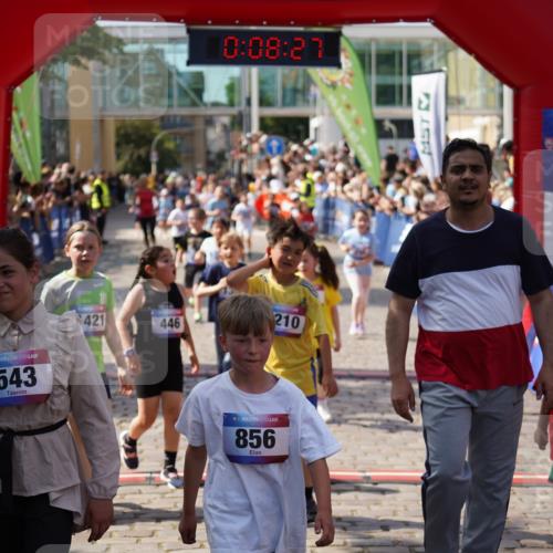 13.06.2025 - Holstenköstenlauf Felixshl http://msf.ph/oto/7923904 13.06.2025 16:08:37 Laufen 289, 295, 303, 446, 597, 845, 964, 1051, 1208, 1209, 1213, 1214, 1302, 1305, 1314, 1421, 1806 meine-sportfotos.de