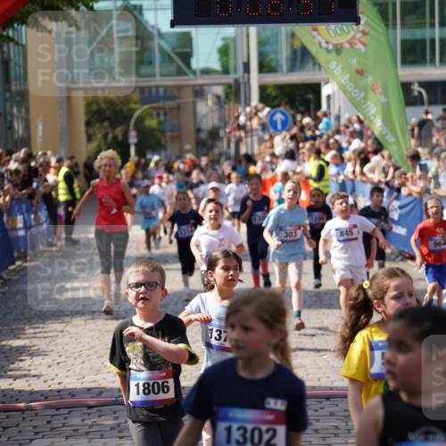 13.06.2025 - Holstenköstenlauf Felixshl http://msf.ph/oto/7923918 13.06.2025 16:08:40 Laufen 289, 291, 295, 303, 686, 839, 843, 845, 858, 861, 964, 1051, 1208, 1214, 1305, 1311, 1314, 1806 meine-sportfotos.de