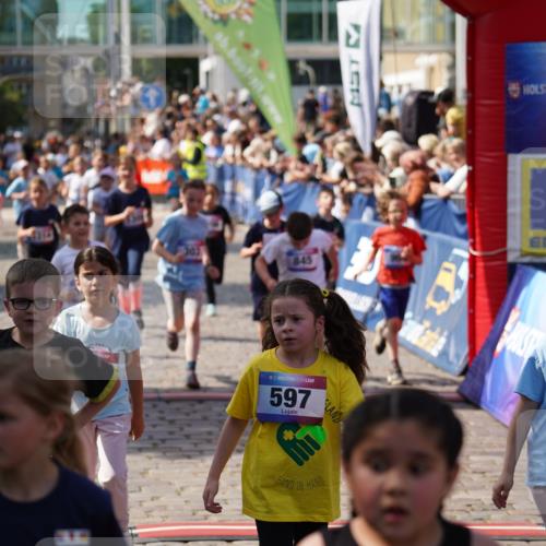 13.06.2025 - Holstenköstenlauf Felixshl http://msf.ph/oto/7923923 13.06.2025 16:08:41 Laufen 291, 295, 303, 686, 839, 843, 845, 858, 859, 861, 964, 1051, 1208, 1214, 1305, 1311, 1314, 1806 meine-sportfotos.de