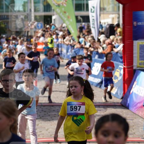 13.06.2025 - Holstenköstenlauf Felixshl http://msf.ph/oto/7923925 13.06.2025 16:08:42 Laufen 291, 295, 303, 685, 686, 711, 839, 843, 845, 858, 859, 861, 964, 1051, 1208, 1214, 1305, 1311, 1314, 1806 meine-sportfotos.de