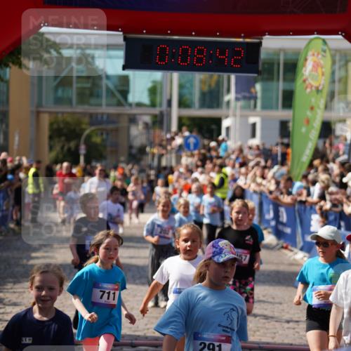 13.06.2025 - Holstenköstenlauf Felixshl http://msf.ph/oto/7923957 13.06.2025 16:08:51 Laufen 198, 200, 202, 290, 291, 292, 440, 457, 682, 685, 692, 704, 711, 717, 841, 858, 859, 861, 971, 972, 1182, 1311, 1315, 1857 meine-sportfotos.de