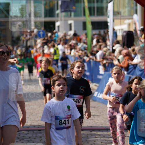 13.06.2025 - Holstenköstenlauf Felixshl http://msf.ph/oto/7923983 13.06.2025 16:08:59 Laufen 198, 200, 292, 299, 318, 437, 440, 443, 447, 457, 599, 682, 704, 717, 841, 849, 971, 972, 977, 1047, 1049, 1050, 1182, 1307, 1820 meine-sportfotos.de