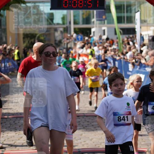 13.06.2025 - Holstenköstenlauf Felixshl http://msf.ph/oto/7923989 13.06.2025 16:09:00 Laufen 198, 200, 287, 299, 309, 318, 437, 440, 443, 447, 457, 599, 682, 704, 717, 849, 971, 972, 977, 1047, 1049, 1050, 1182, 1307, 1310, 1820 meine-sportfotos.de