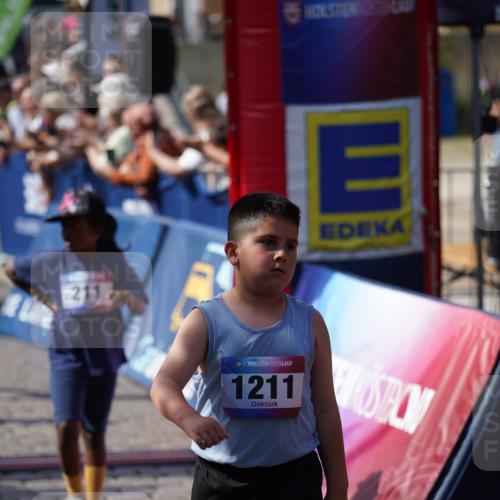 13.06.2025 - Holstenköstenlauf Felixshl http://msf.ph/oto/7924036 13.06.2025 16:09:21 Laufen 211, 576, 586, 600, 689, 707, 708, 852, 978, 979, 1042, 1052, 1211, 1424, 1833, 1946 meine-sportfotos.de