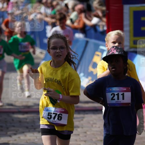 13.06.2025 - Holstenköstenlauf Felixshl http://msf.ph/oto/7924050 13.06.2025 16:09:25 Laufen 576, 586, 600, 689, 690, 707, 708, 852, 968, 978, 979, 1042, 1052, 1203, 1424, 1833 meine-sportfotos.de