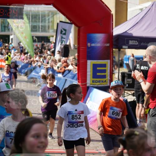 13.06.2025 - Holstenköstenlauf Felixshl http://msf.ph/oto/7924076 13.06.2025 16:09:33 Laufen 313, 326, 594, 690, 968, 1203, 1212, 1309 meine-sportfotos.de