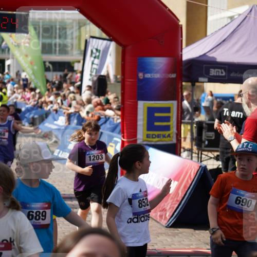13.06.2025 - Holstenköstenlauf Felixshl http://msf.ph/oto/7924082 13.06.2025 16:09:33 Laufen 313, 326, 594, 690, 968, 1203, 1212, 1309 meine-sportfotos.de