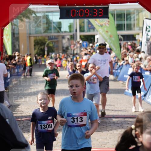 13.06.2025 - Holstenköstenlauf Felixshl http://msf.ph/oto/7924114 13.06.2025 16:09:42 Laufen 313, 326, 583, 713, 969, 1186, 1205, 1308, 1309, 1312 meine-sportfotos.de