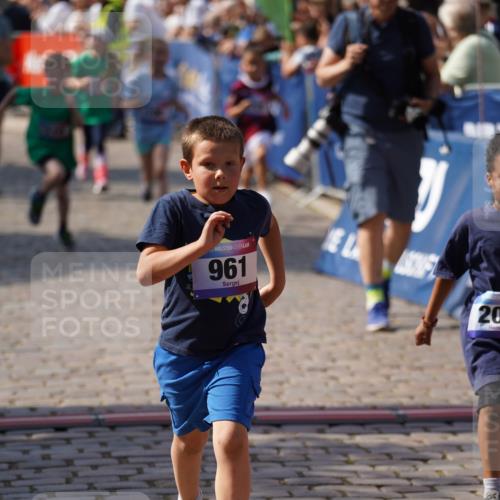 13.06.2025 - Holstenköstenlauf Felixshl http://msf.ph/oto/7924216 13.06.2025 16:10:06 Laufen 115, 119, 122, 190, 201, 705, 866, 961, 1834 meine-sportfotos.de