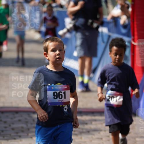 13.06.2025 - Holstenköstenlauf Felixshl http://msf.ph/oto/7924225 13.06.2025 16:10:07 Laufen 115, 119, 122, 190, 201, 705, 866, 961, 1834 meine-sportfotos.de