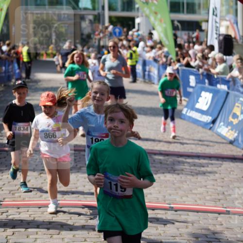 13.06.2025 - Holstenköstenlauf Felixshl http://msf.ph/oto/7924239 13.06.2025 16:10:12 Laufen 115, 119, 122, 190, 455, 705, 864, 866, 1834 meine-sportfotos.de