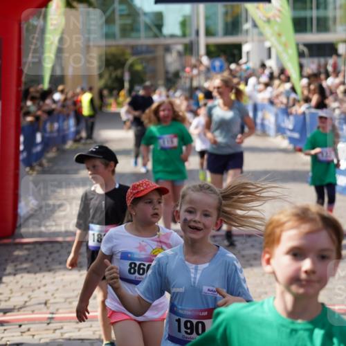 13.06.2025 - Holstenköstenlauf Felixshl http://msf.ph/oto/7924241 13.06.2025 16:10:13 Laufen 115, 119, 122, 190, 455, 705, 864, 866, 1834 meine-sportfotos.de