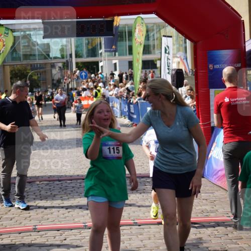 13.06.2025 - Holstenköstenlauf Felixshl http://msf.ph/oto/7924267 13.06.2025 16:10:18 Laufen 455, 864, 960, 1207 meine-sportfotos.de