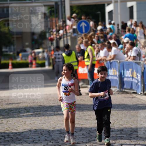 13.06.2025 - Holstenköstenlauf Felixshl http://msf.ph/oto/7924323 13.06.2025 16:10:53 Laufen 206, 207, 208 meine-sportfotos.de