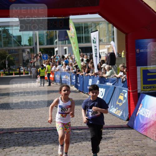 13.06.2025 - Holstenköstenlauf Felixshl http://msf.ph/oto/7924335 13.06.2025 16:10:58 Laufen 206, 207 meine-sportfotos.de