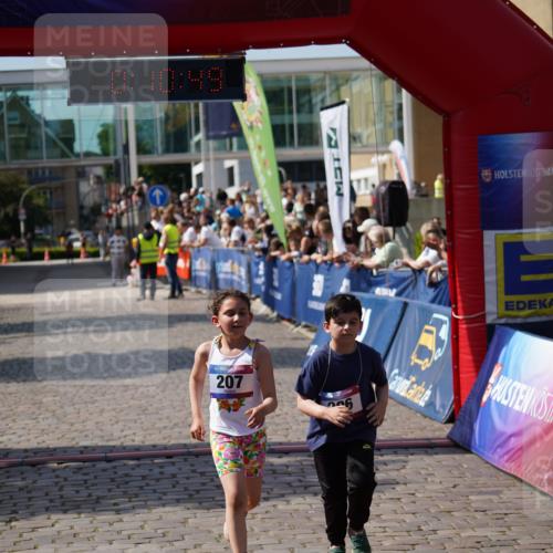 13.06.2025 - Holstenköstenlauf Felixshl http://msf.ph/oto/7924337 13.06.2025 16:10:58 Laufen 206, 207 meine-sportfotos.de