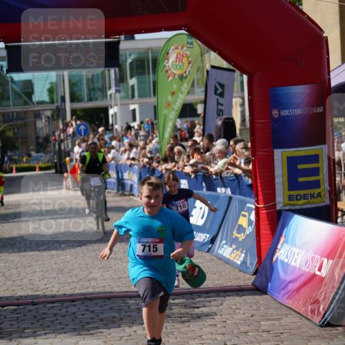 13.06.2025 - Holstenköstenlauf Felixshl http://msf.ph/oto/7924361 13.06.2025 16:12:12 Laufen 710, 715 meine-sportfotos.de