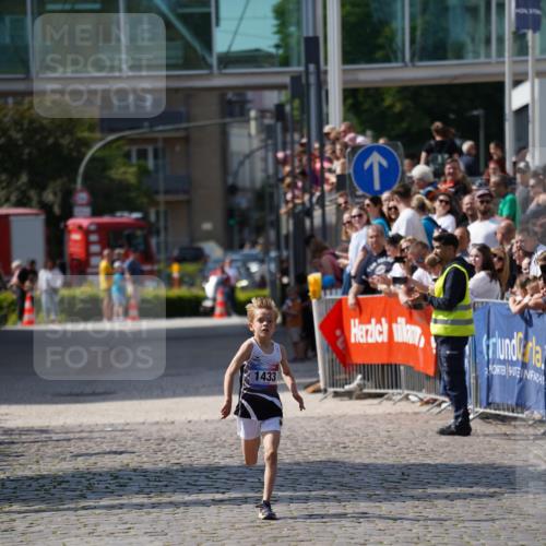 13.06.2025 - Holstenköstenlauf Felixshl http://msf.ph/oto/7924382 13.06.2025 16:19:51 Laufen 1433 meine-sportfotos.de