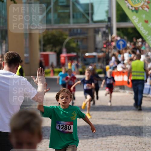 13.06.2025 - Holstenköstenlauf Felixshl http://msf.ph/oto/7924427 13.06.2025 16:20:21 Laufen 11, 12, 158, 737, 1137, 1140, 1280, 1333 meine-sportfotos.de