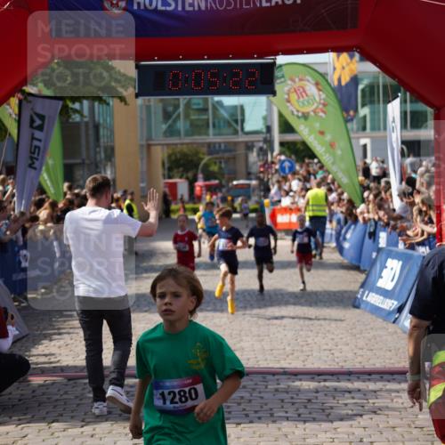 13.06.2025 - Holstenköstenlauf Felixshl http://msf.ph/oto/7924435 13.06.2025 16:20:23 Laufen 11, 12, 737, 1137, 1140, 1280, 1333 meine-sportfotos.de