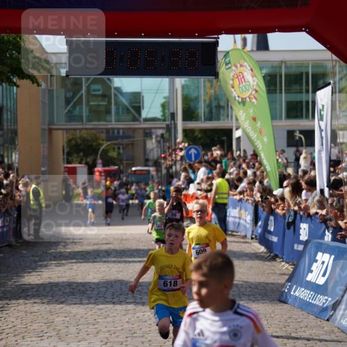 13.06.2025 - Holstenköstenlauf Felixshl http://msf.ph/oto/7924496 13.06.2025 16:20:39 Laufen 99, 498, 609, 618, 1135, 1427 meine-sportfotos.de