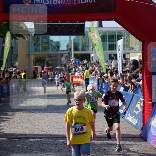 13.06.2025 - Holstenköstenlauf Felixshl http://msf.ph/oto/7924506 13.06.2025 16:20:43 Laufen 99, 157, 217, 228, 498, 609, 618, 889, 1398, 1427 meine-sportfotos.de