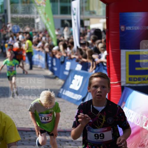 13.06.2025 - Holstenköstenlauf Felixshl http://msf.ph/oto/7924516 13.06.2025 16:20:44 Laufen 99, 157, 217, 228, 344, 498, 609, 618, 889, 1338, 1398, 1427 meine-sportfotos.de