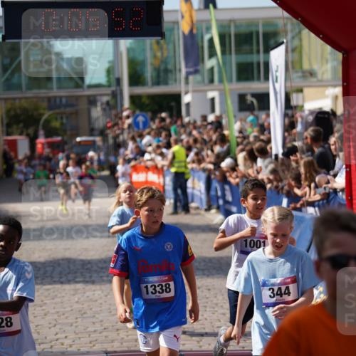 13.06.2025 - Holstenköstenlauf Felixshl http://msf.ph/oto/7924570 13.06.2025 16:20:54 Laufen 228, 344, 357, 889, 983, 1001, 1144, 1277, 1338, 1849 meine-sportfotos.de