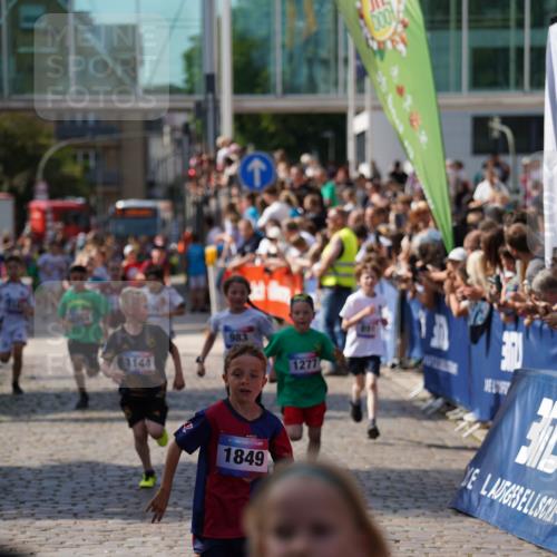 13.06.2025 - Holstenköstenlauf Felixshl http://msf.ph/oto/7924597 13.06.2025 16:20:59 Laufen 352, 358, 722, 891, 983, 993, 1054, 1143, 1144, 1277, 1397, 1415, 1416, 1849 meine-sportfotos.de