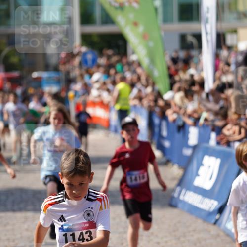 13.06.2025 - Holstenköstenlauf Felixshl http://msf.ph/oto/7924628 13.06.2025 16:21:06 Laufen 19, 156, 349, 352, 358, 361, 492, 722, 743, 891, 993, 1003, 1054, 1061, 1075, 1143, 1275, 1330, 1397, 1415, 1416, 1425 meine-sportfotos.de